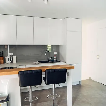 Jadran Holiday home *